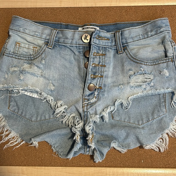One Teaspoon Rollers Low Waist Long Rise Extreme Curve Raw Hem Jean Shorts 26 - Picture 4 of 14
